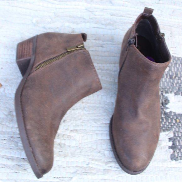 carlos brianne bootie